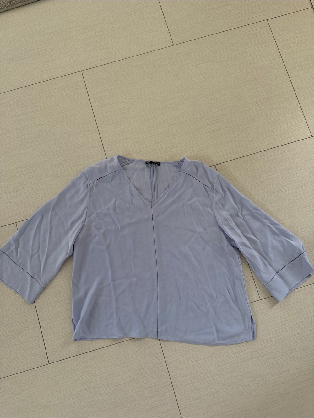Eileen Fisher Lavender V-Neck Relaxed Blouse